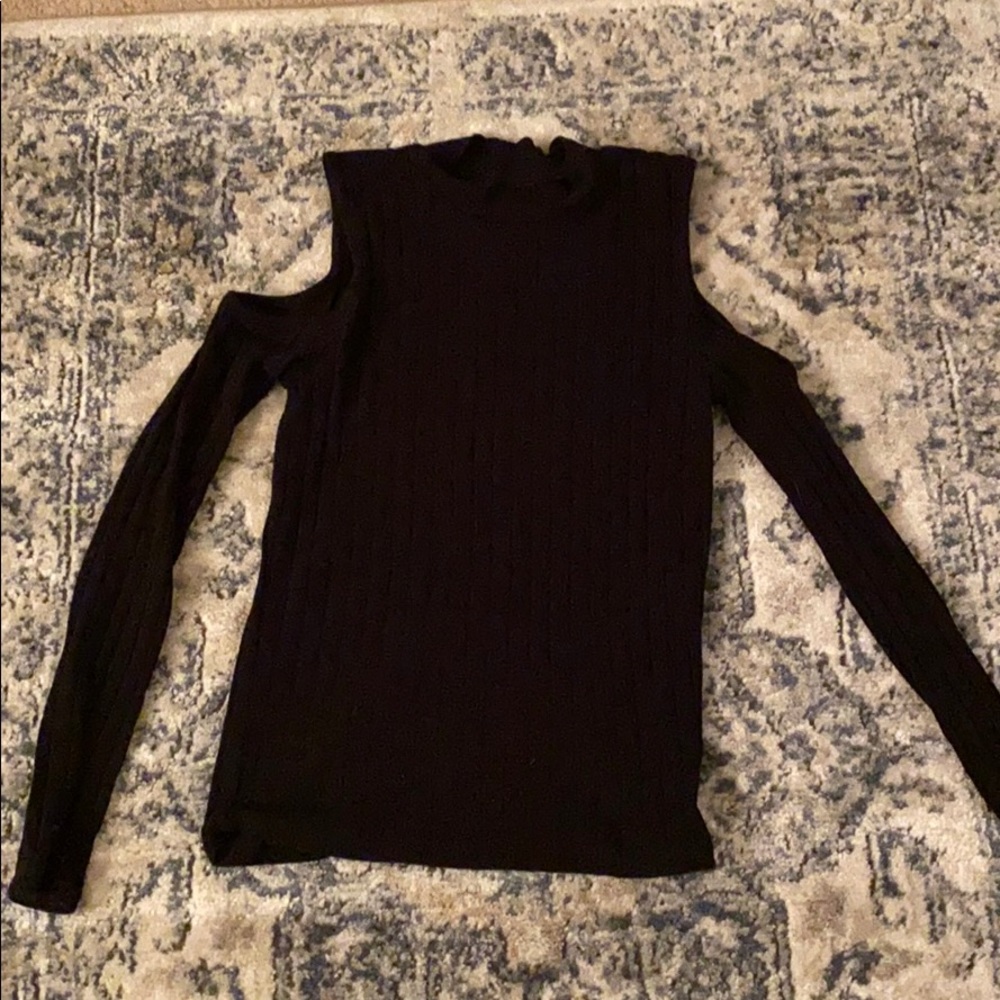American Eagle black long sleeve